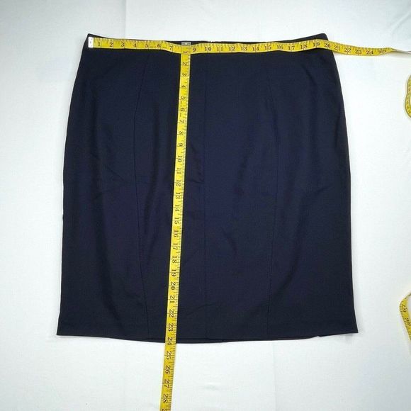ELOQUII Luxe Doubleweave Pencil Skirt Navy Blue - Picture 7 of 8